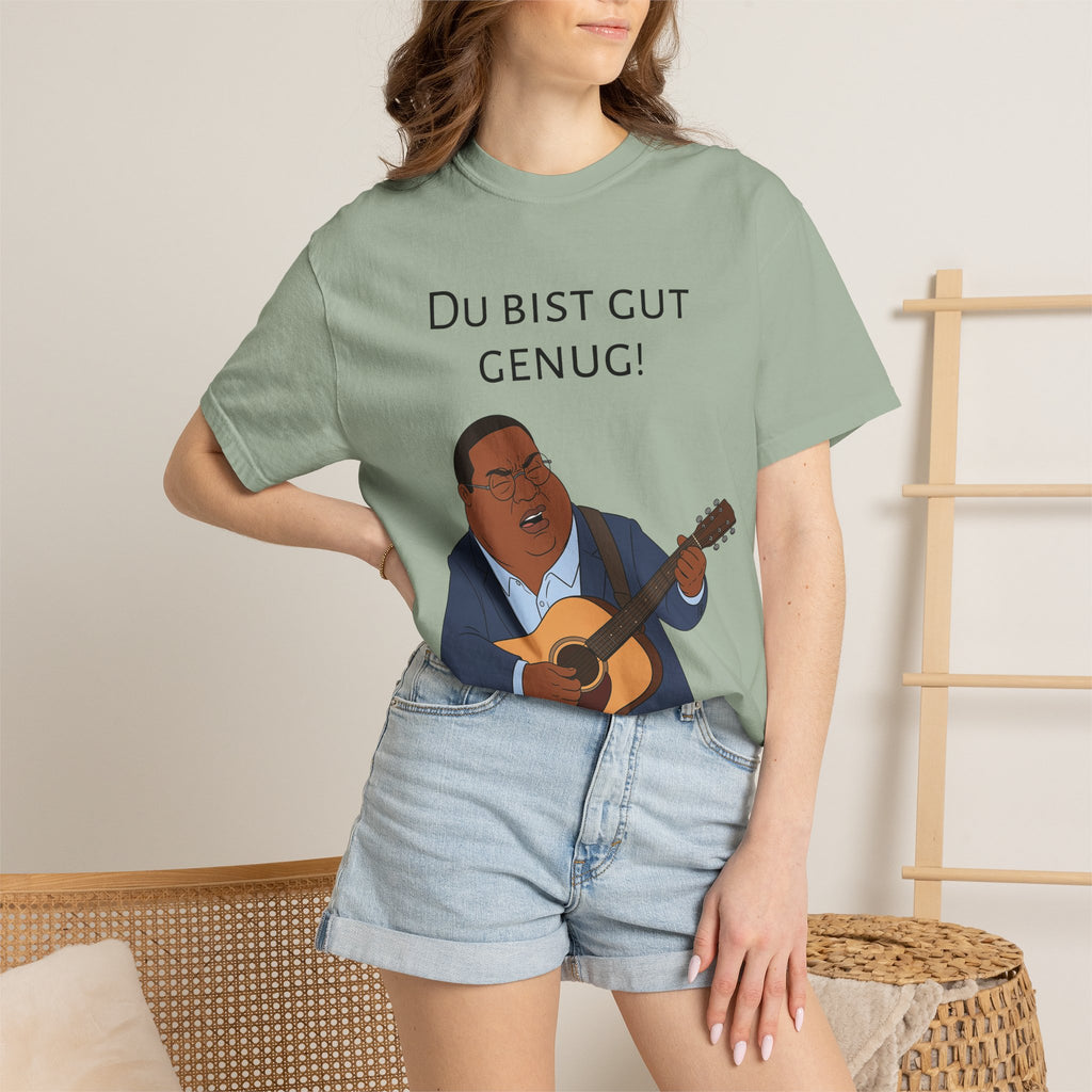 Du bist gut genug! Guitar Singer T-Shirt — Inspirational German Phrase Tee